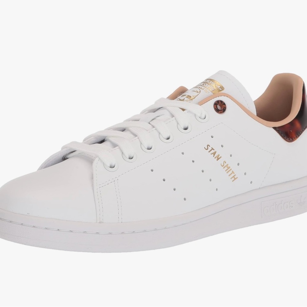 Adidas Stan Smith sneakers in size 9.5 unisex in cloud white/gold
